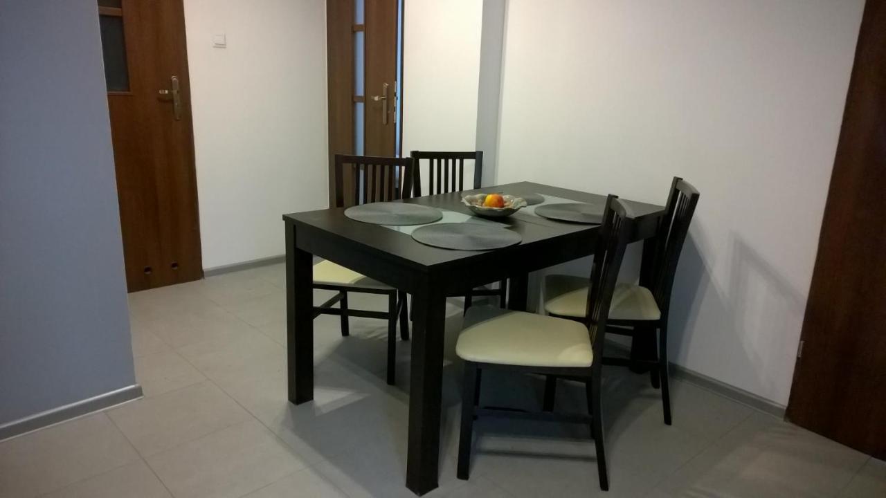 Ostoja Czersk Zamek Gora Kalwaria Apartment Exterior photo